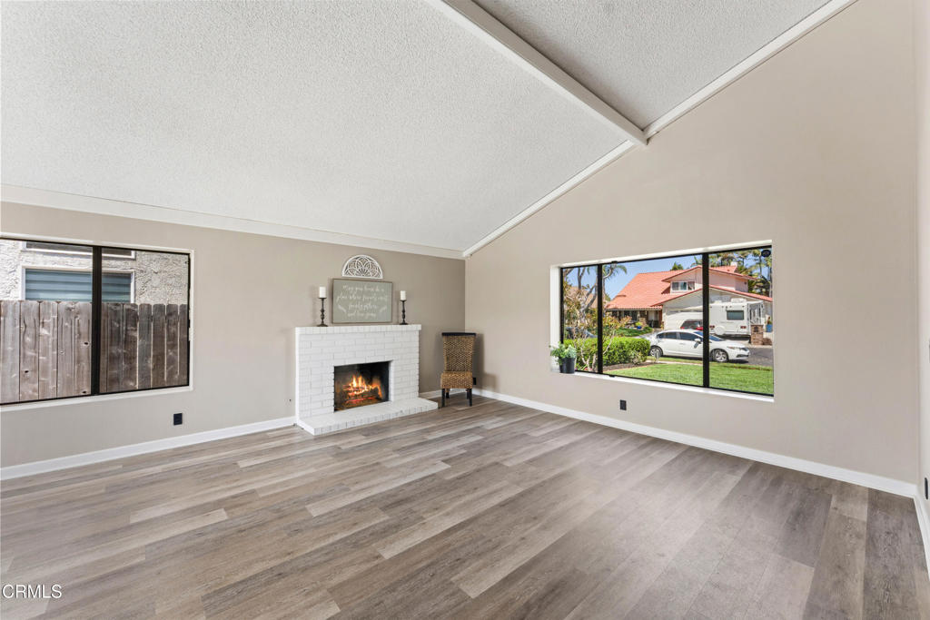 3010 Leeward Way Property Photo 7