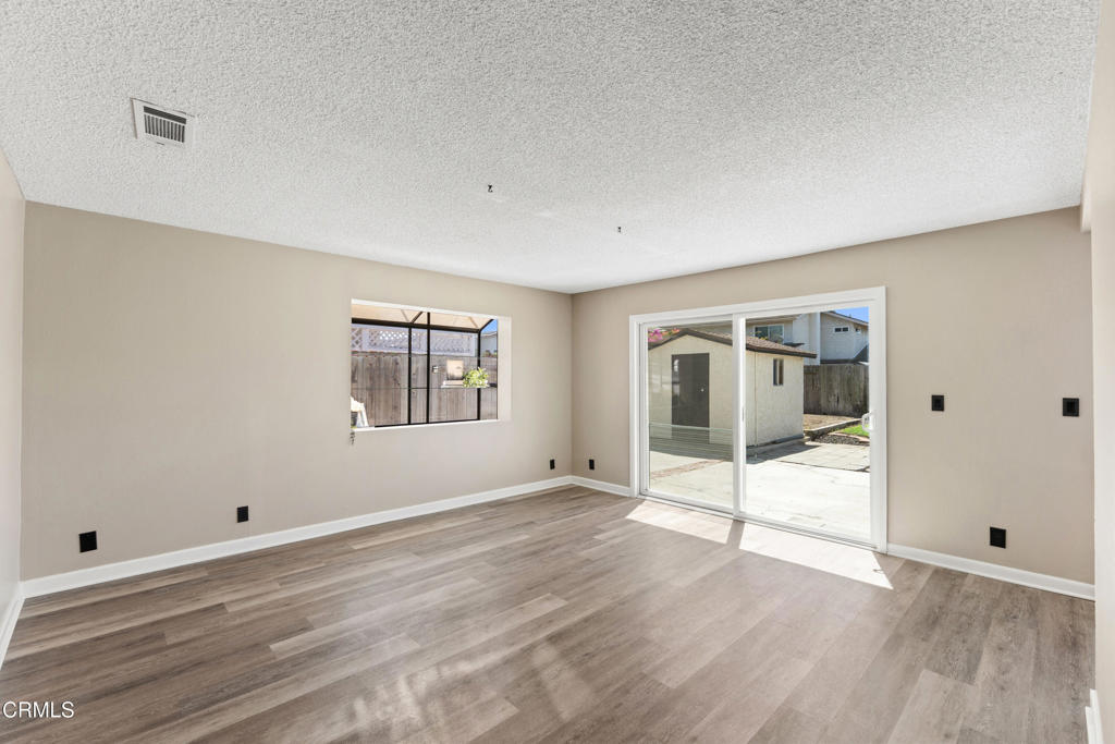 3010 Leeward Way Property Photo 21