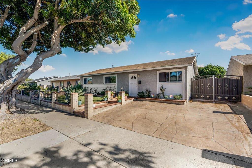 1844 Macarthur Place Property Photo 2
