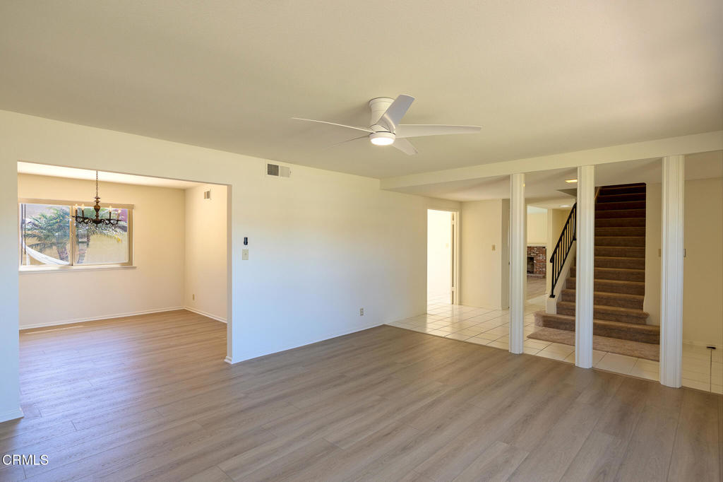 2434 El Cajon Way Property Photo 6