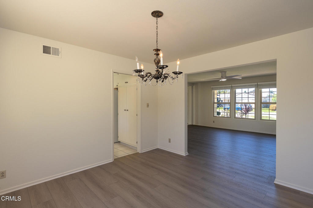 2434 El Cajon Way Property Photo 11
