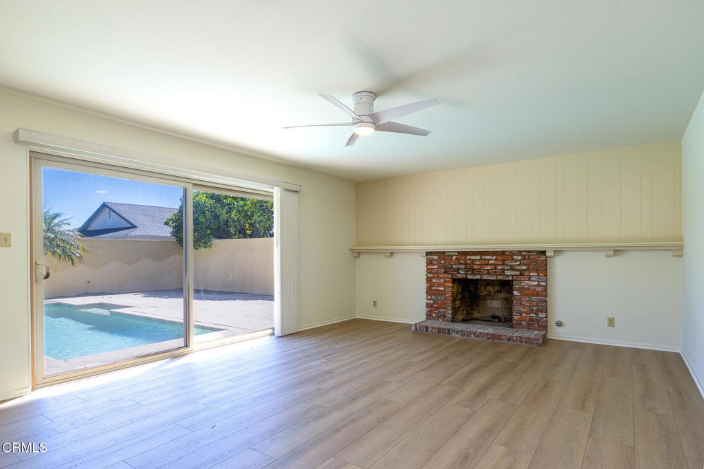 2434 El Cajon Way Property Photo 12