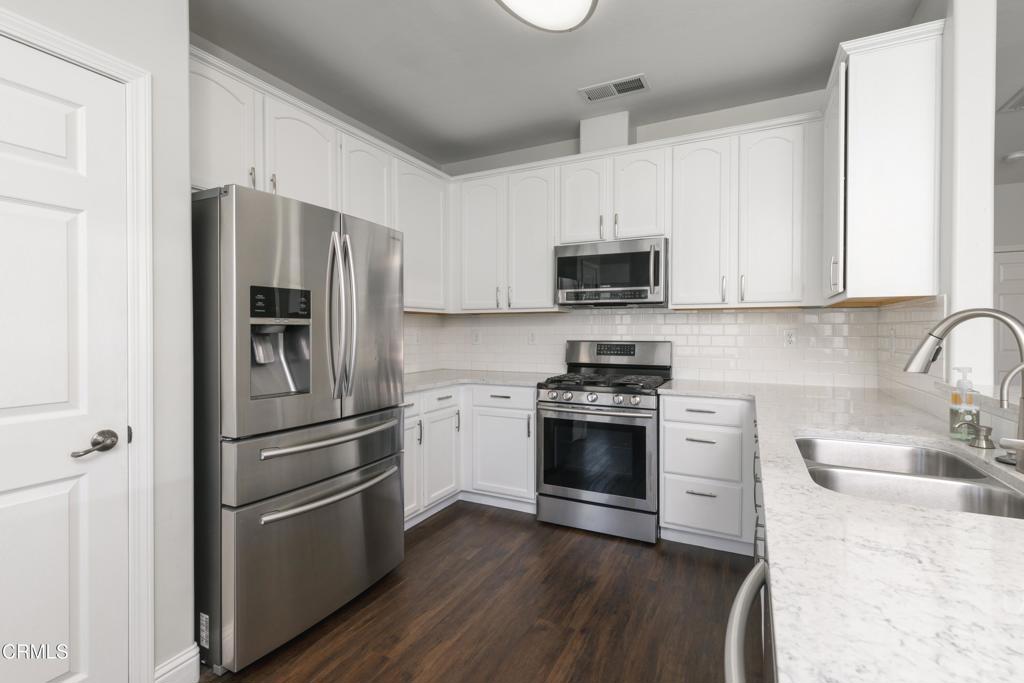 11418 Pacific Harbor Avenue Property Photo 20