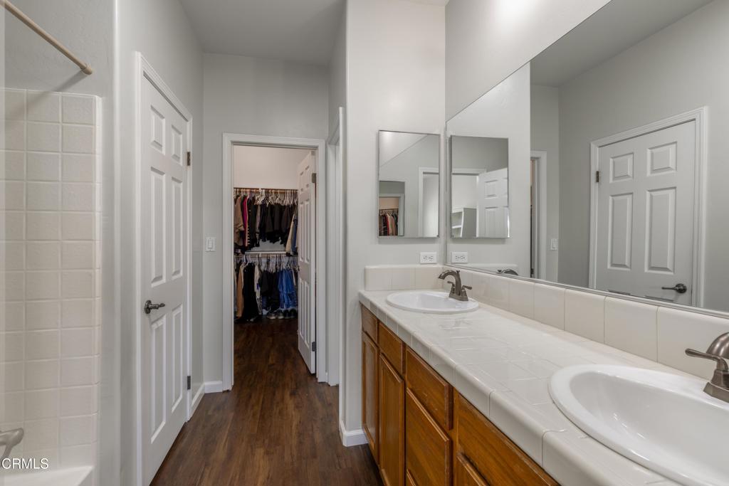 11418 Pacific Harbor Avenue Property Photo 25
