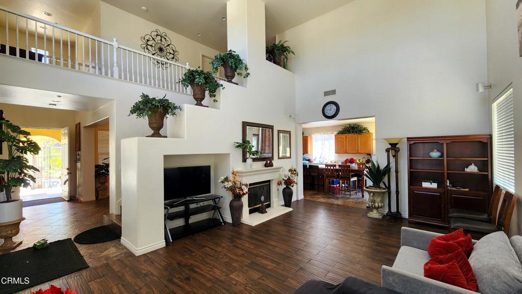 1361 Domingo Place Property Photo 5
