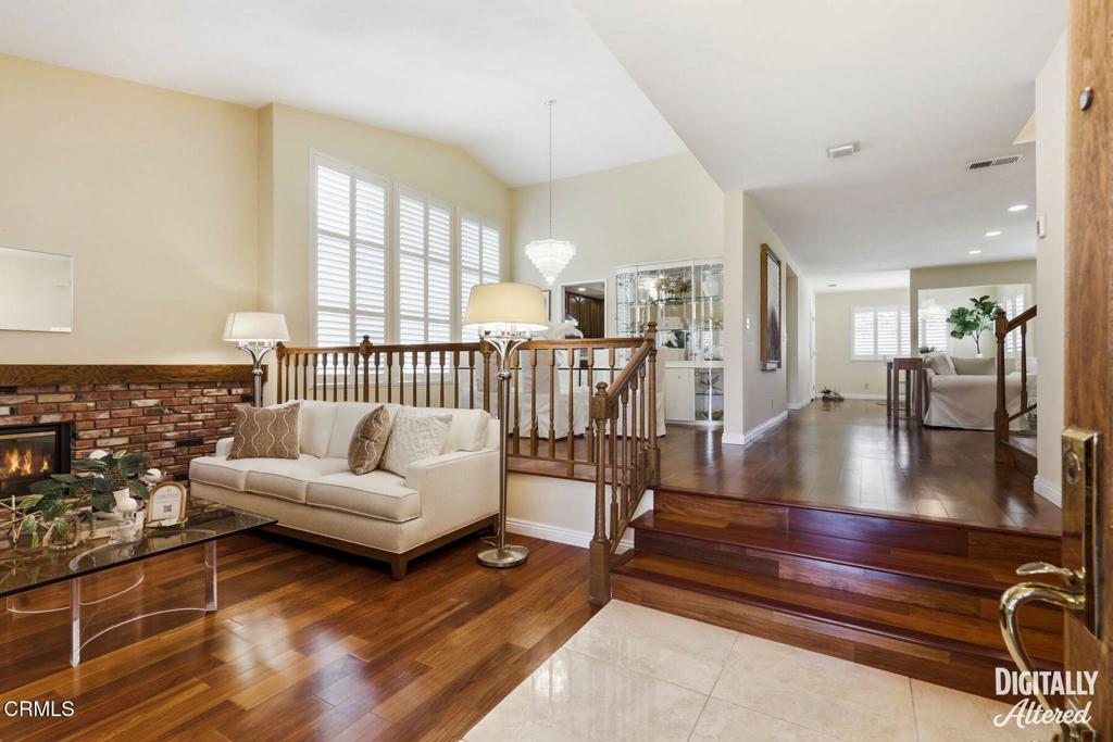 1910 Ivanhoe Avenue Property Photo 3
