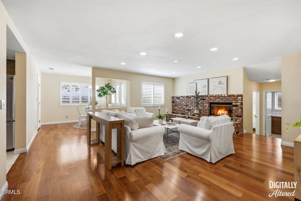 1910 Ivanhoe Avenue Property Photo 4