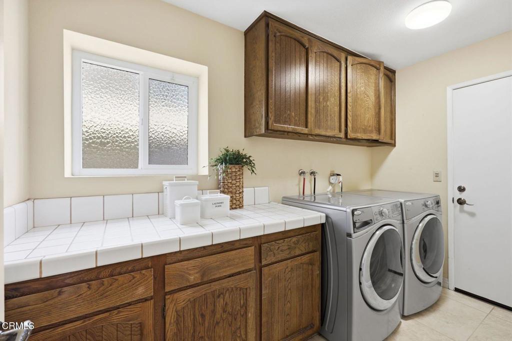 1910 Ivanhoe Avenue Property Photo 21