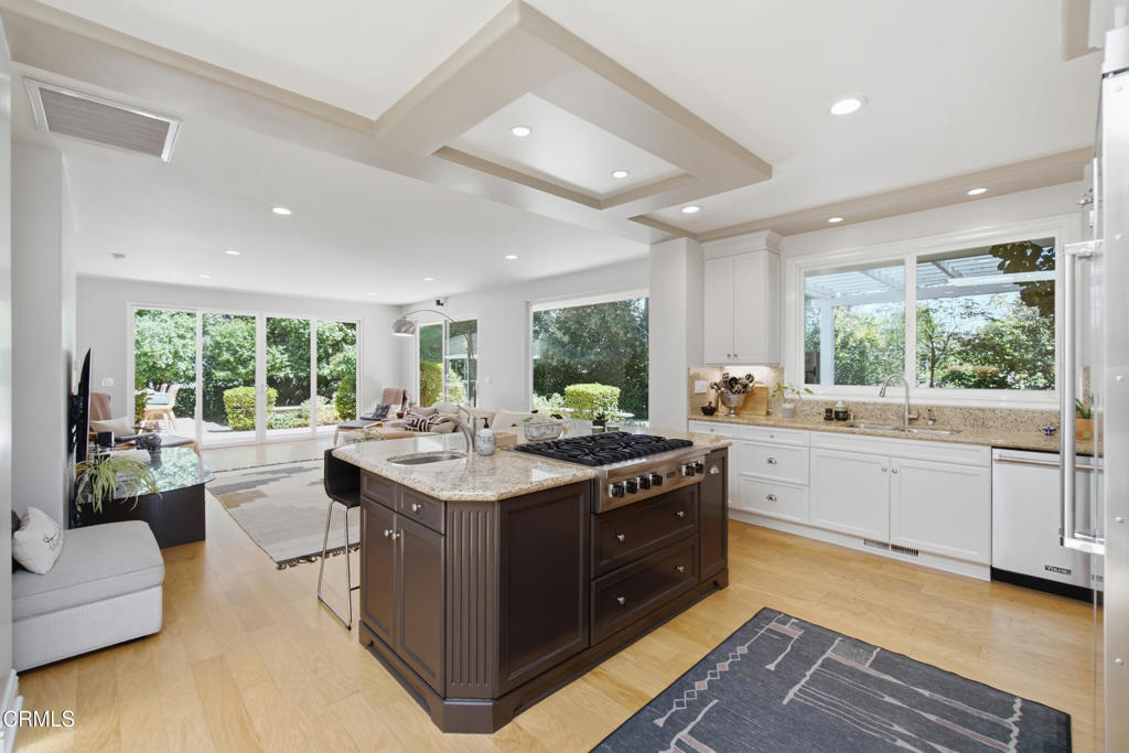 125 Vientos Road Property Photo 18