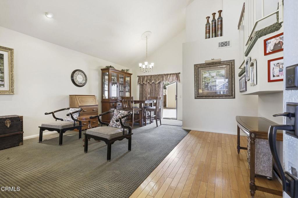 978 Jasper Avenue Property Photo 7