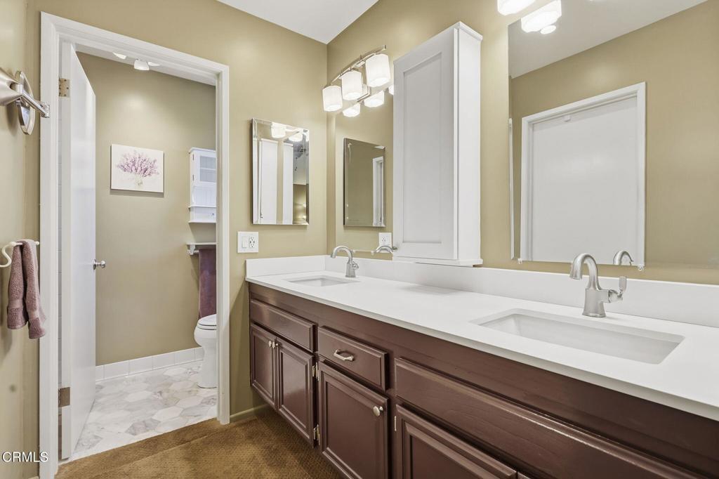 978 Jasper Avenue Property Photo 37