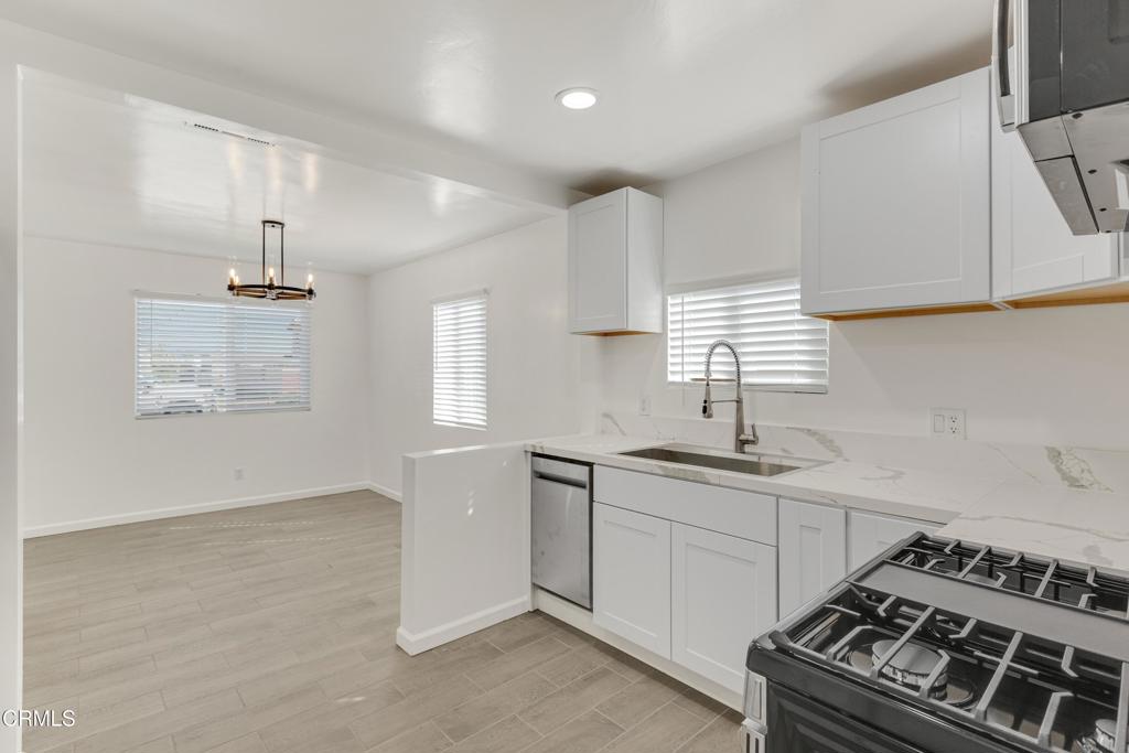 1235 1247 1235,1241,1247 Clavel Avenue Property Photo 6