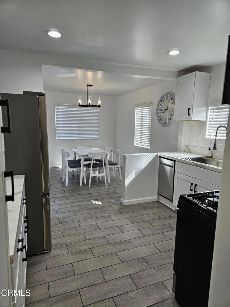 1235 1247 1235,1241,1247 Clavel Avenue Property Photo 4