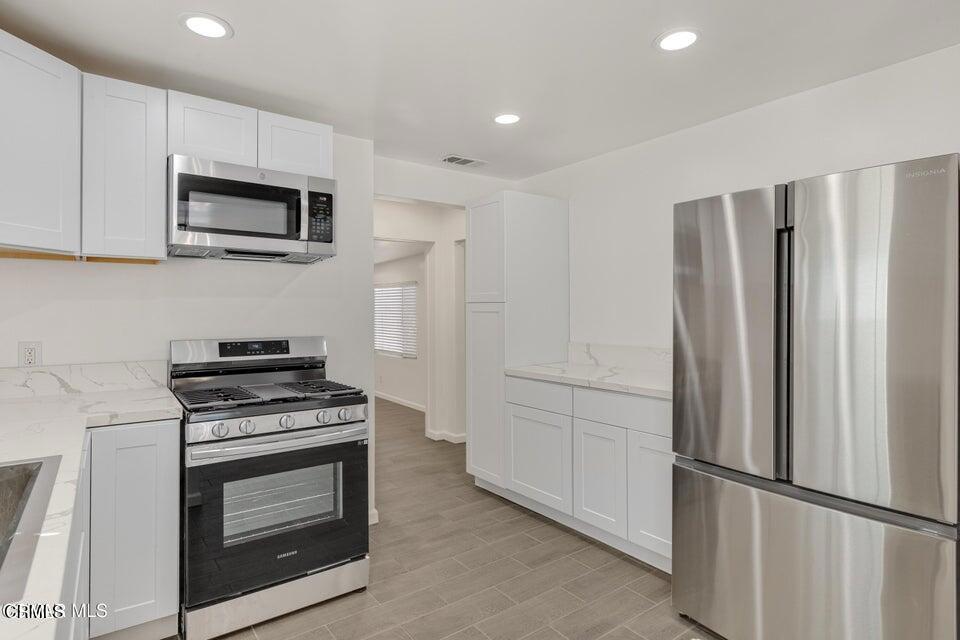 1235 1247 1235,1241,1247 Clavel Avenue Property Photo 12