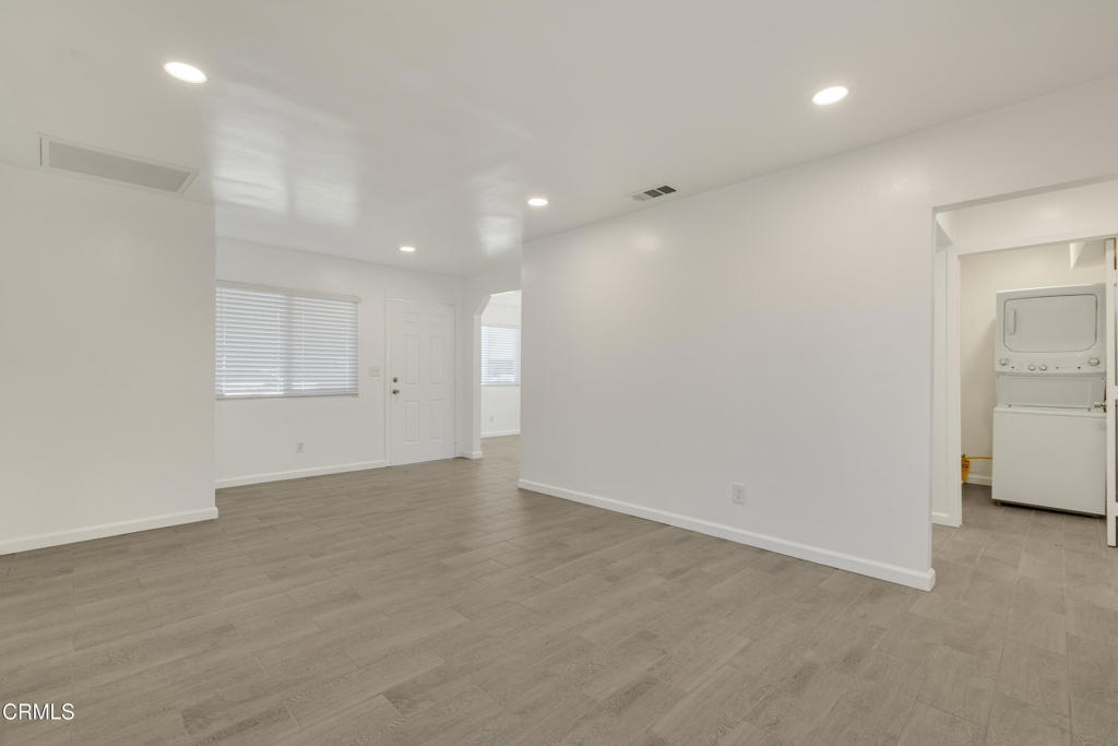 1235 1247 1235,1241,1247 Clavel Avenue Property Photo 16