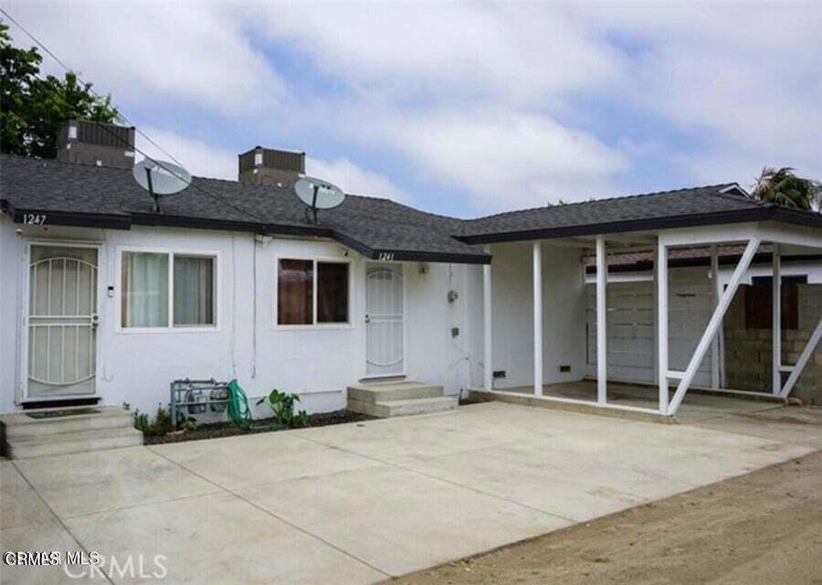 1235 1247 1235,1241,1247 Clavel Avenue Property Photo 33