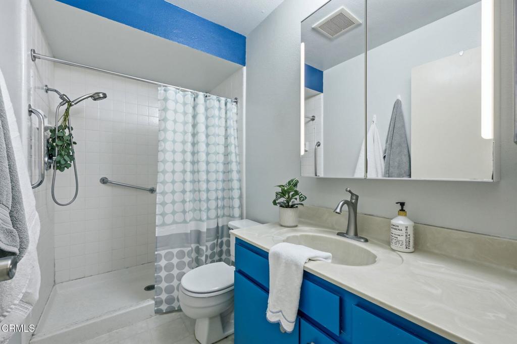 10412 Boulder Court Property Photo 12