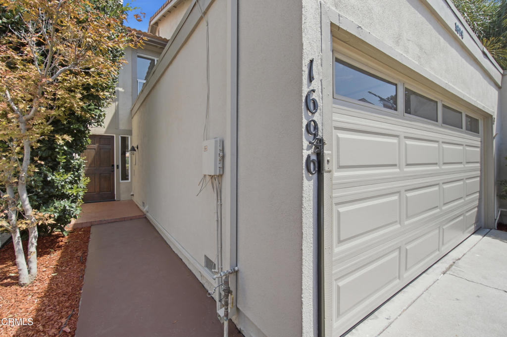 1696 Bridgeport Lane Property Photo 28