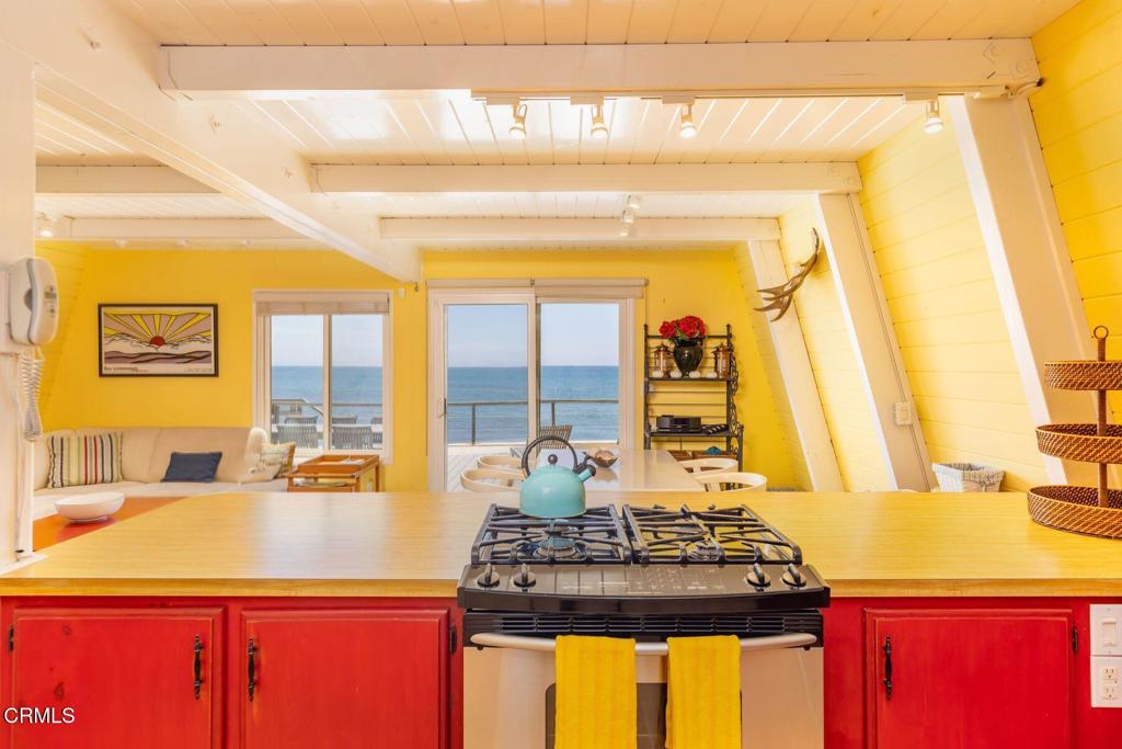 3828 W Pacific Coast Highway Property Photo 14
