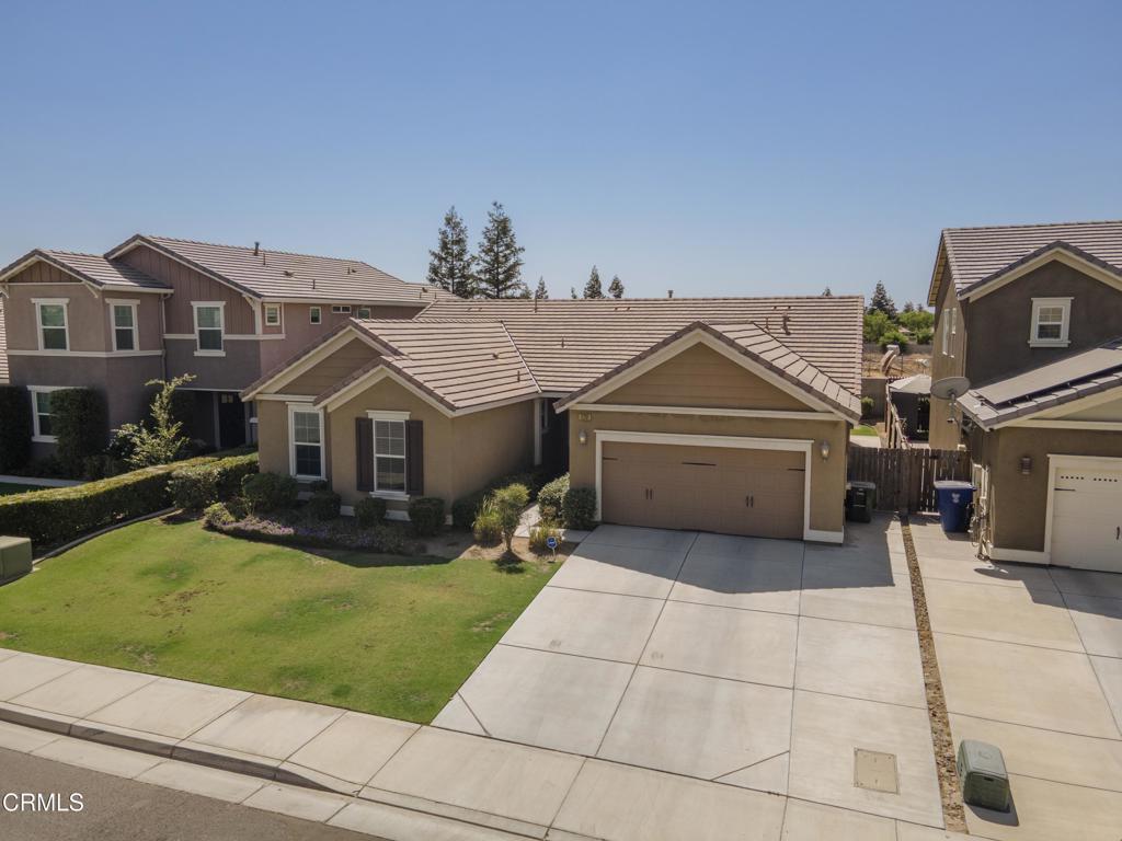 12201 Quiet Creek Way Property Photo 3