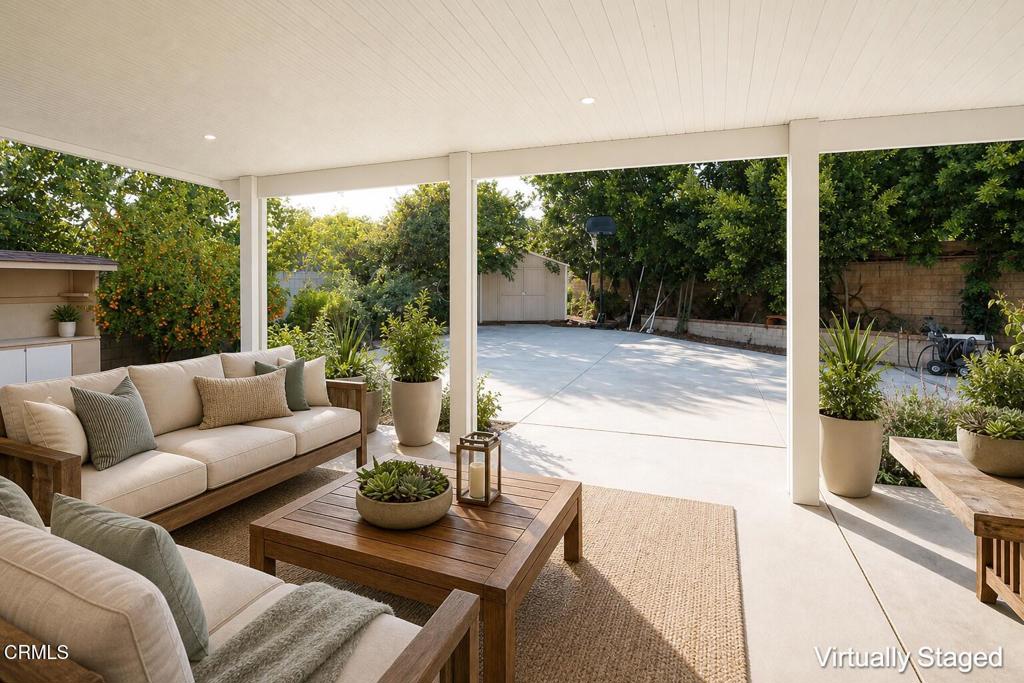 401 Hermosa Way Property Photo 3