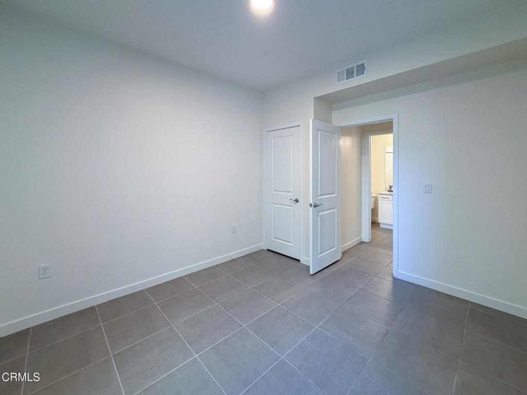 1568 E Thompson Boulevard Property Photo 18