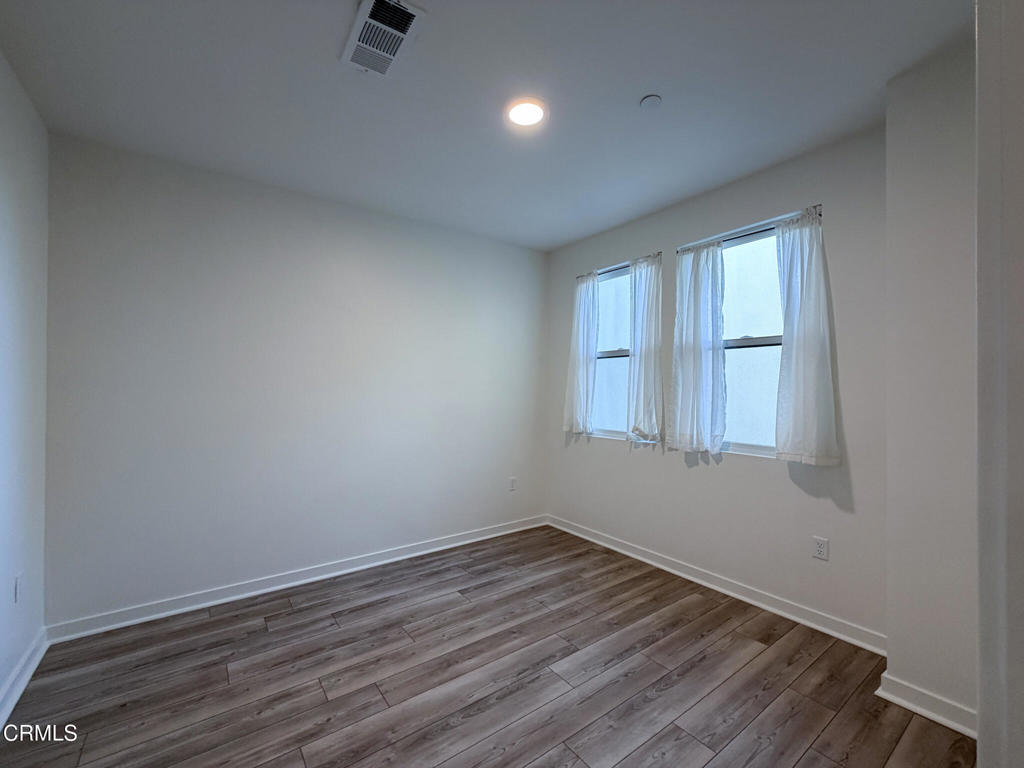 1568 E Thompson Boulevard Property Photo 22