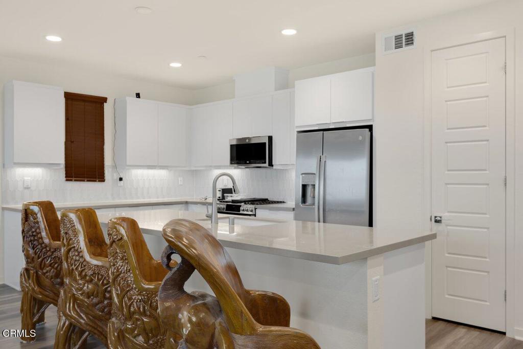 1054 Canal Street Property Photo 4