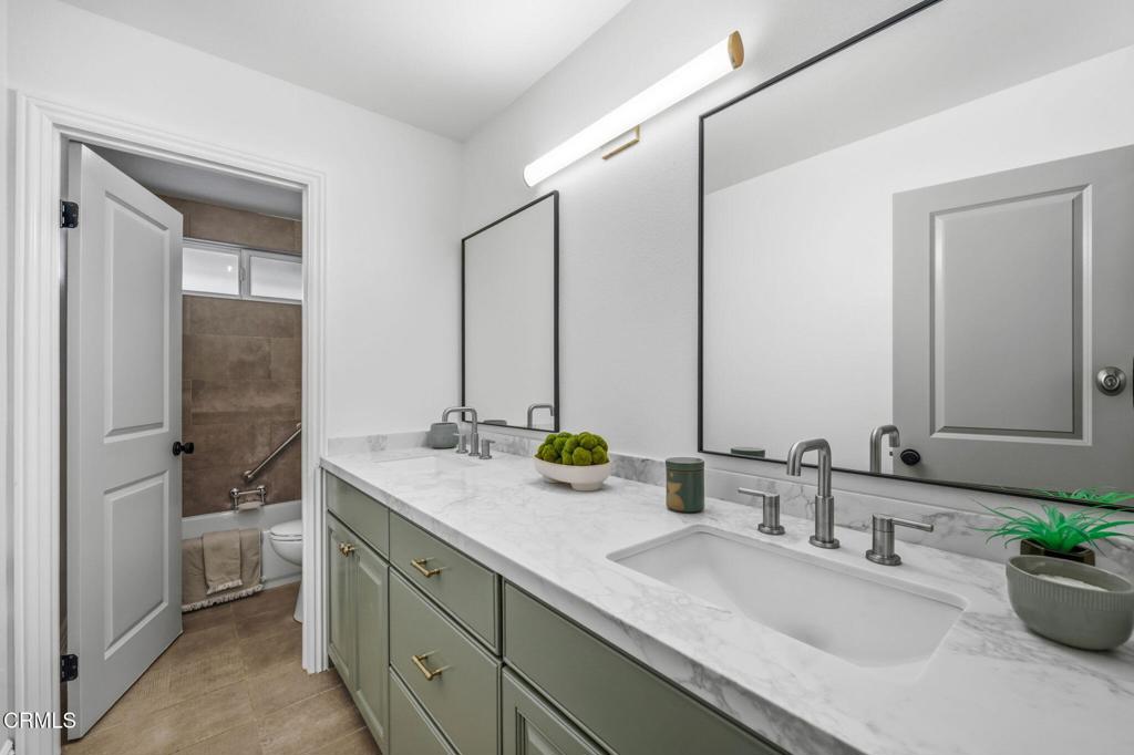 947 Golden Crest Avenue Property Photo 24