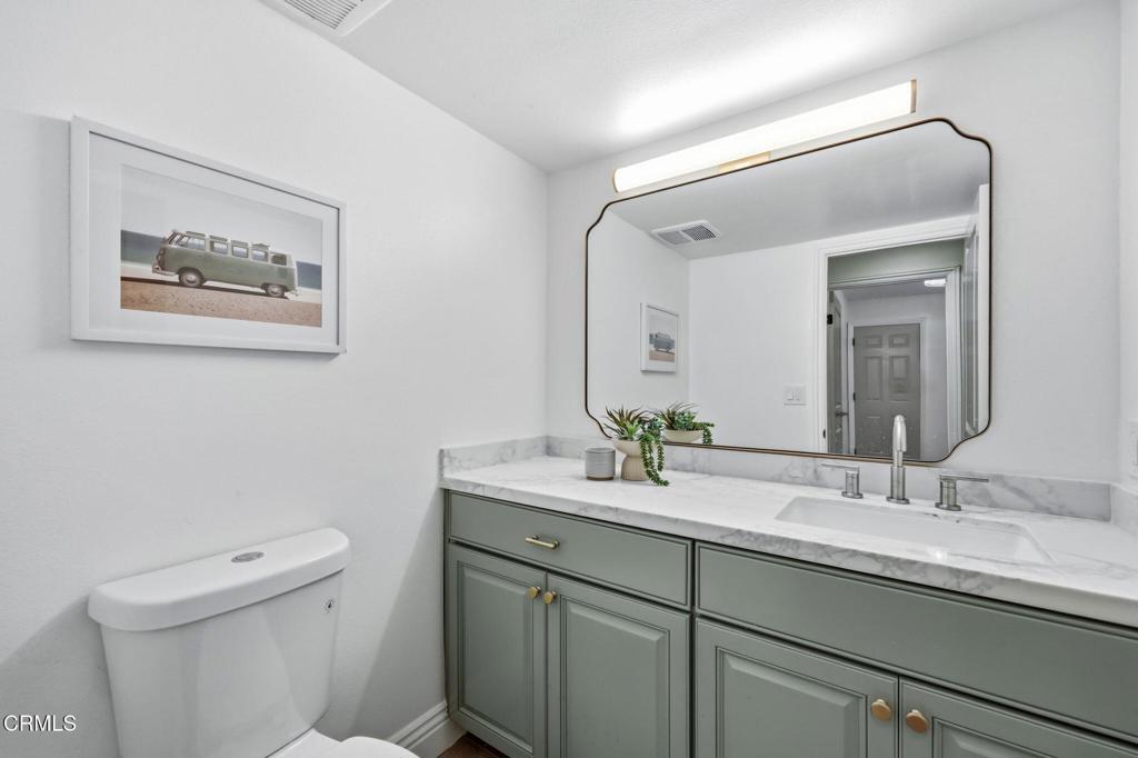 947 Golden Crest Avenue Property Photo 29