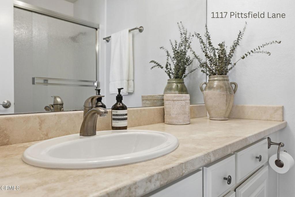 1115 1117 Pittsfield Lane Property Photo 6