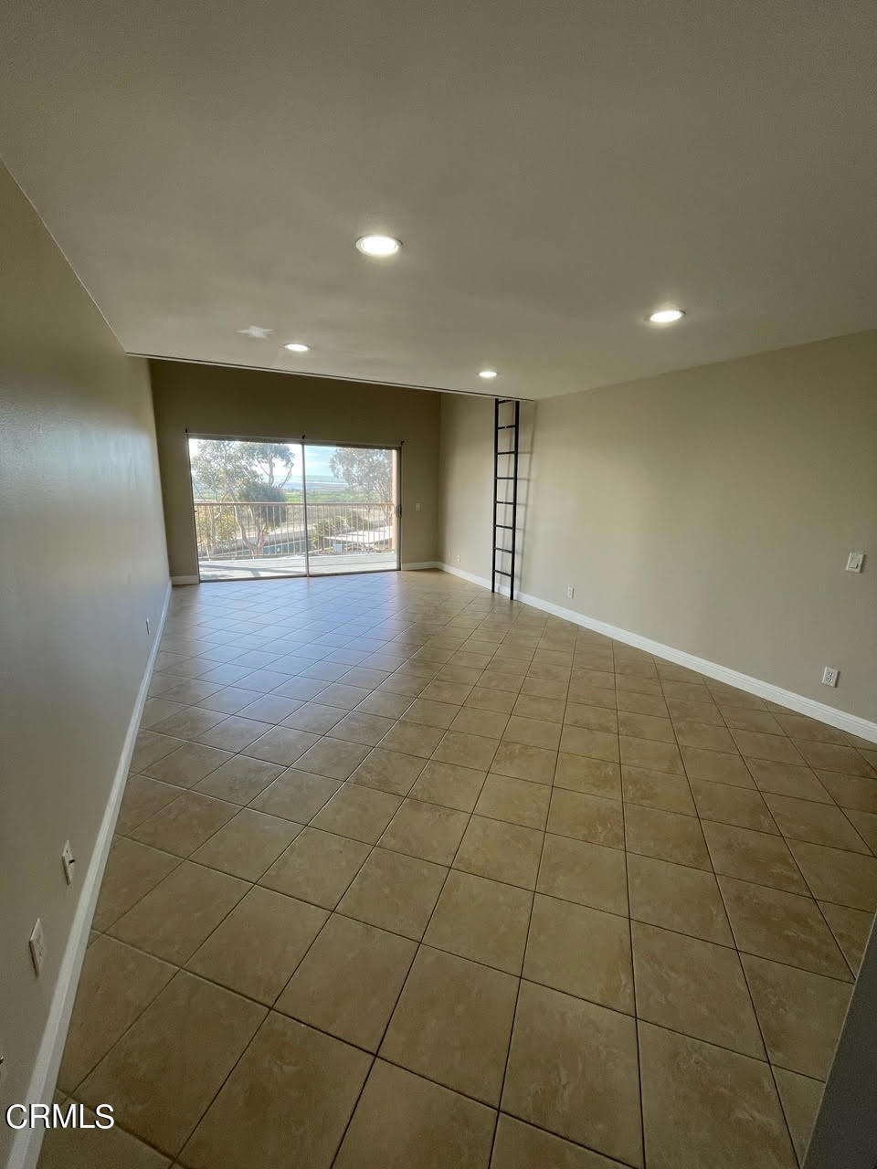 924 Lighthouse Way Property Photo 3