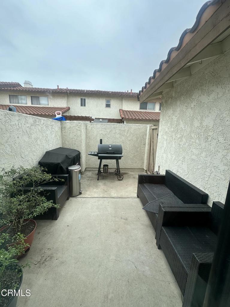 512 E Bard Road Property Photo 3