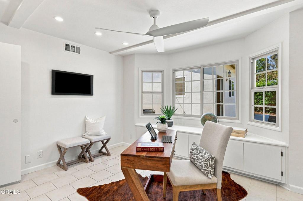 385 Hayes Avenue Property Photo 8