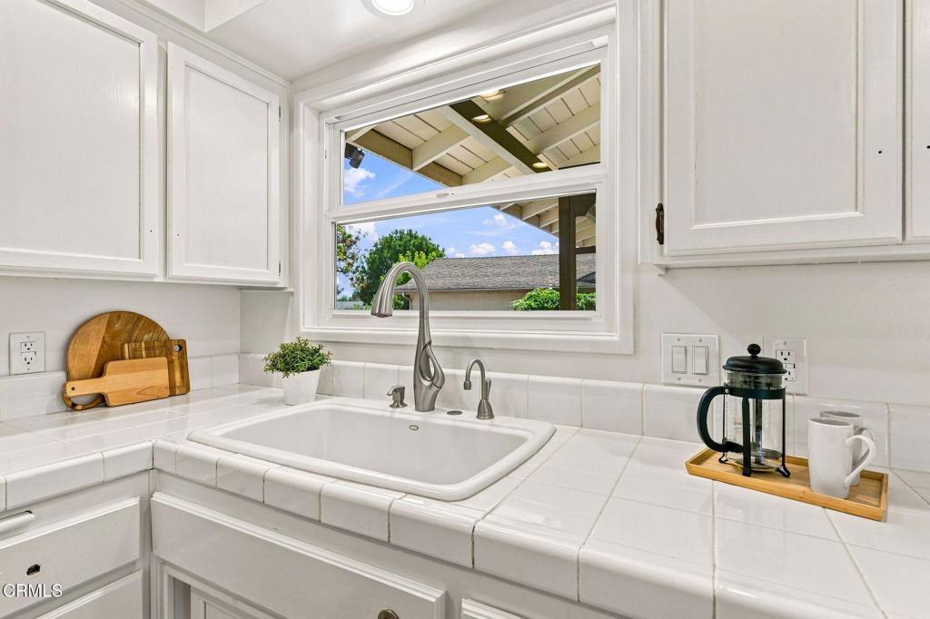 385 Hayes Avenue Property Photo 12