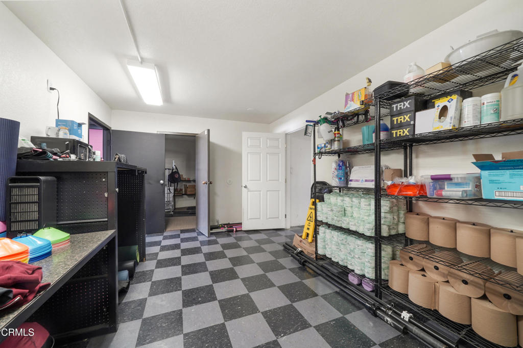 1301 E Main Street Property Photo 27