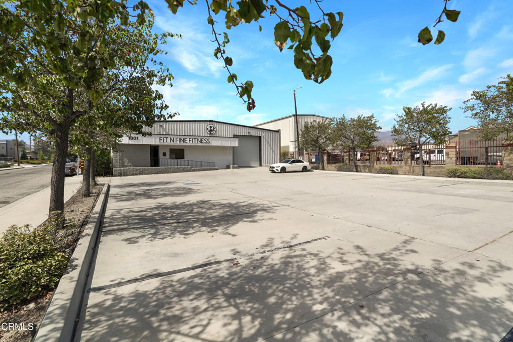 1301 E Main Street Property Photo 43