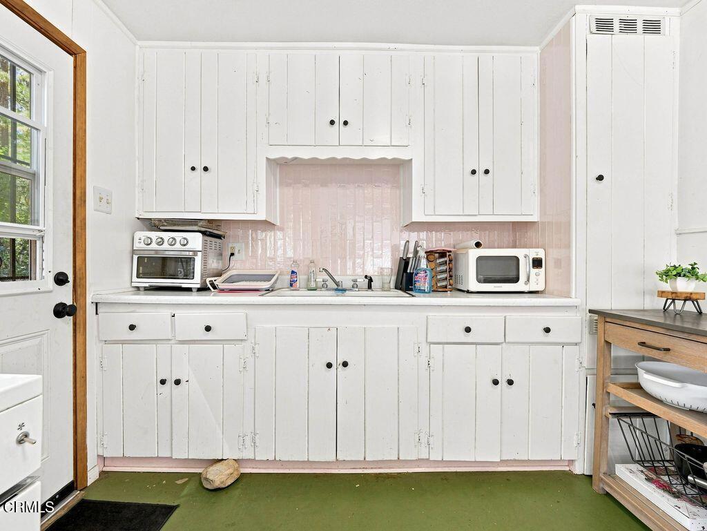 506 W Rainbow Boulevard Property Photo 16