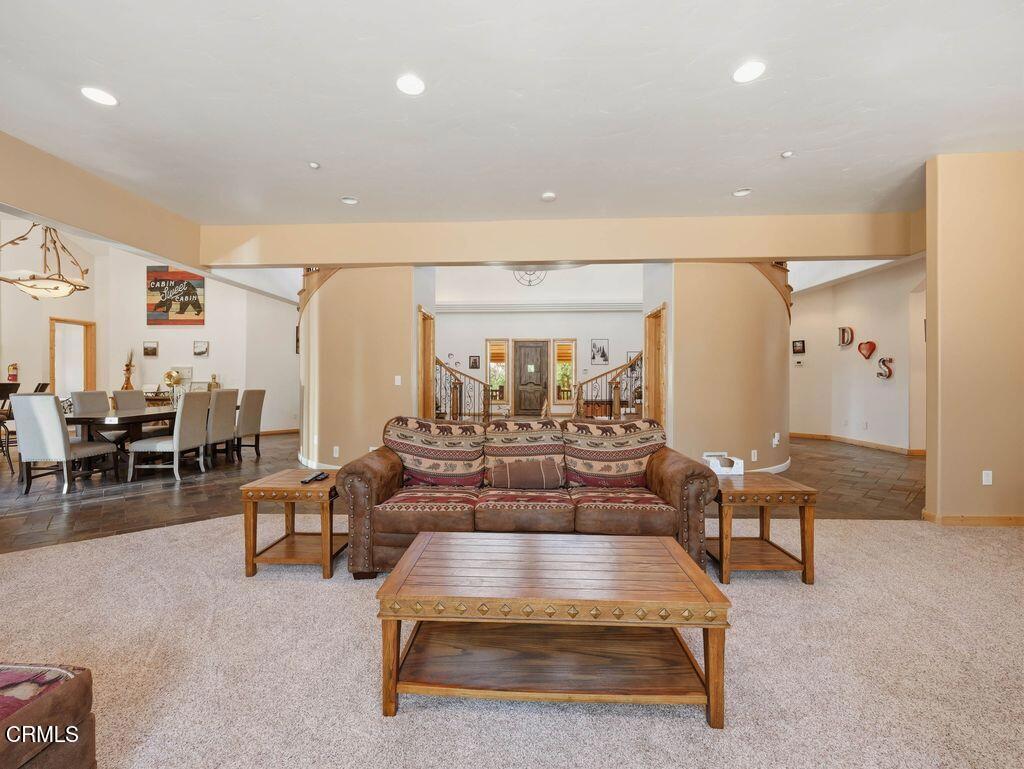 1099 Heritage Trail Property Photo 13