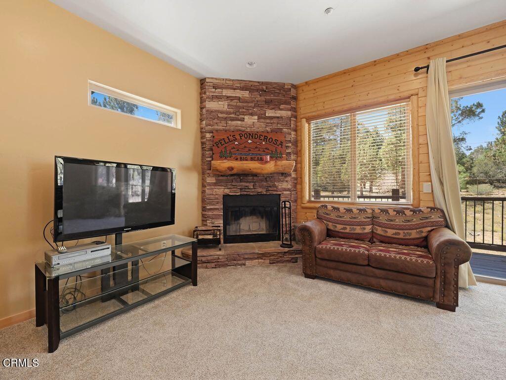 1099 Heritage Trail Property Photo 14