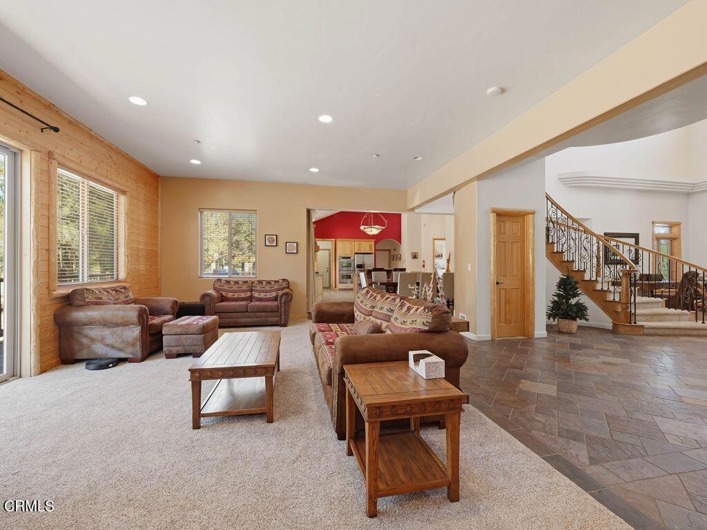 1099 Heritage Trail Property Photo 16