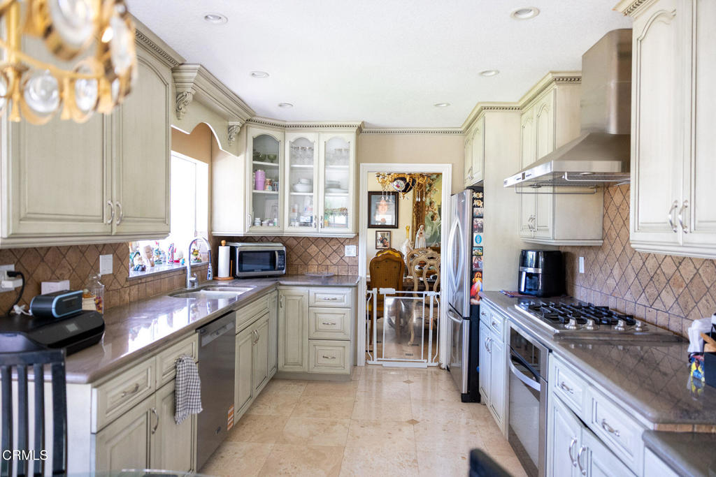 5472 Quailridge Drive Property Photo 7