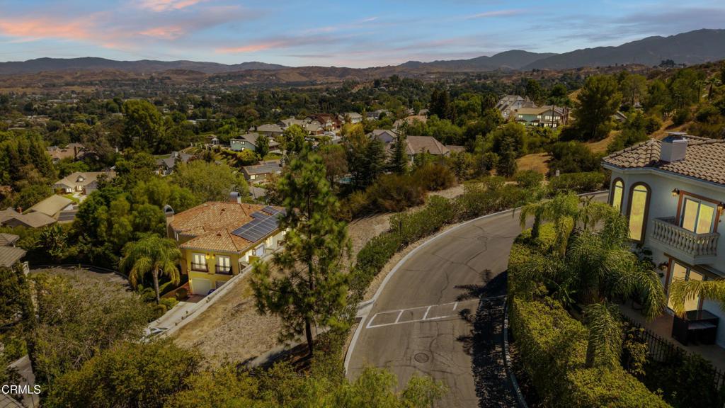 24856 Bella Vista Drive Property Photo 10