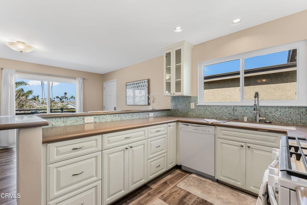 3051 E Harbor Blvd Property Photo 11