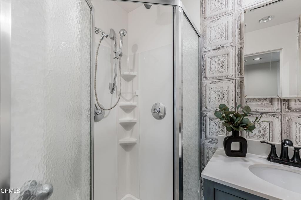 3051 E Harbor Blvd Property Photo 16