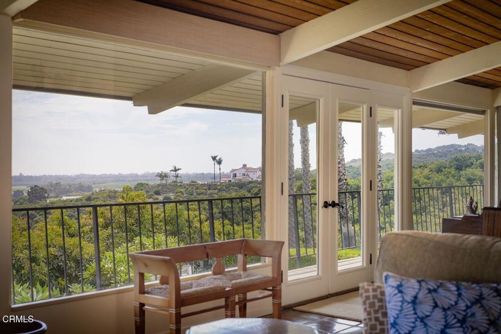 11111 Foothill Road Property Photo 7