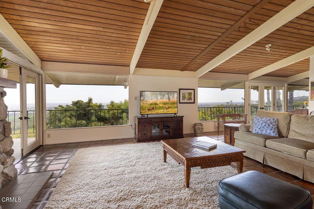 11111 Foothill Road Property Photo 8