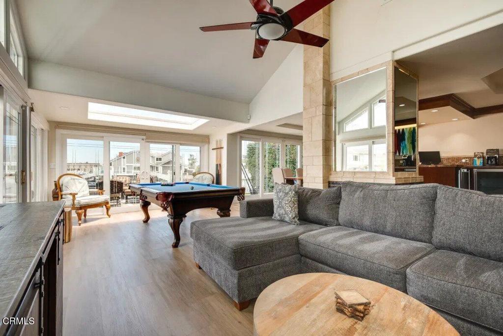 2240 Harbor Boulevard Property Photo 2