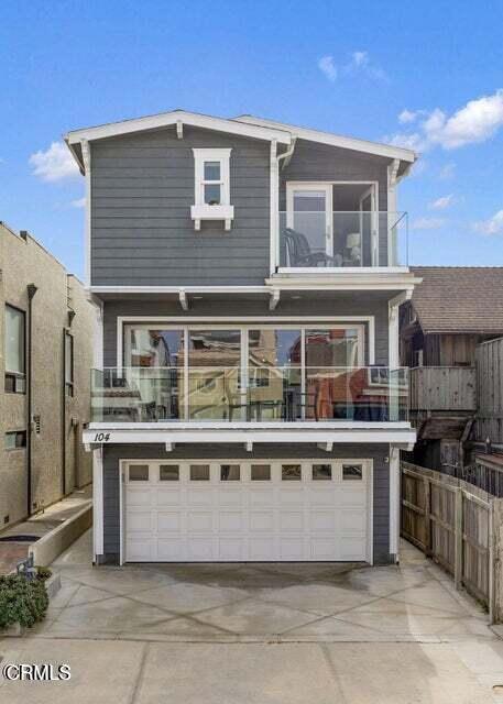 104 La Brea Street Property Photo 2