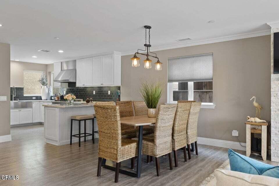 104 La Brea Street Property Photo 13